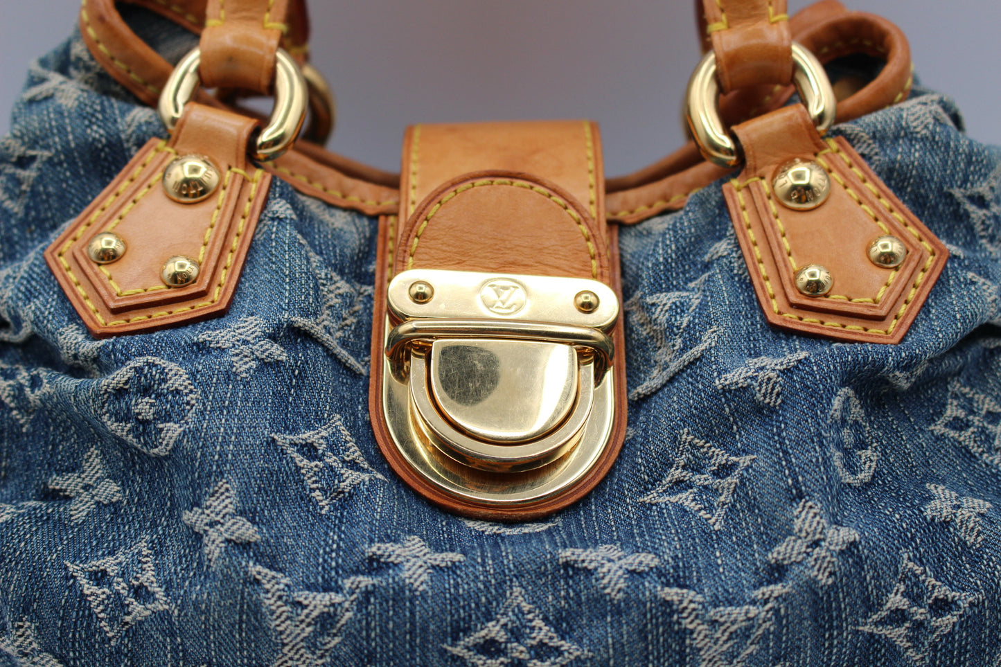 Louis Vuitton Monogram Denim Pleaty