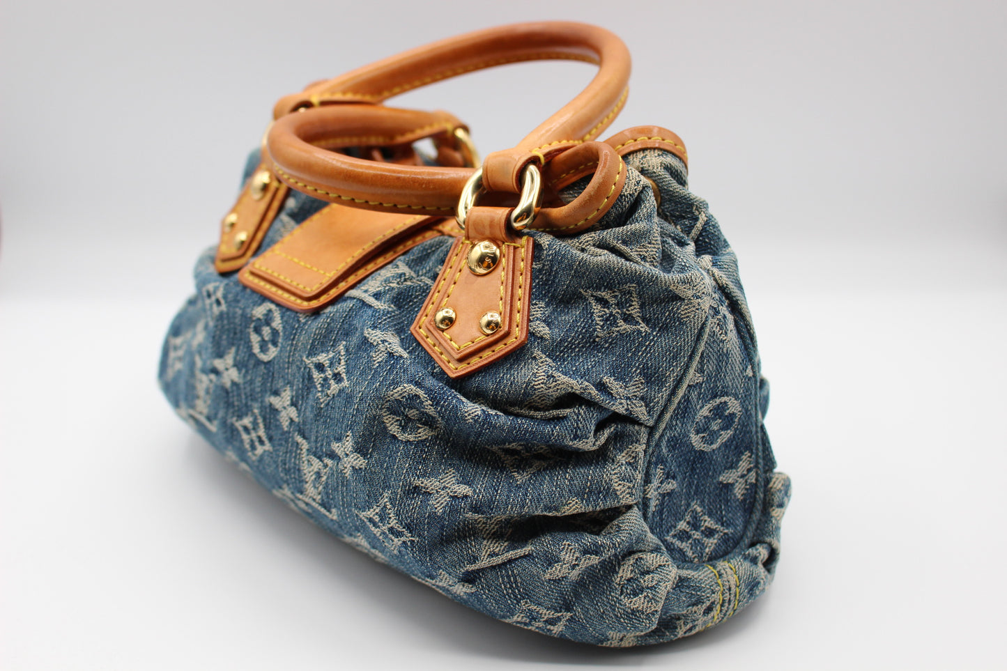 Louis Vuitton Monogram Denim Pleaty
