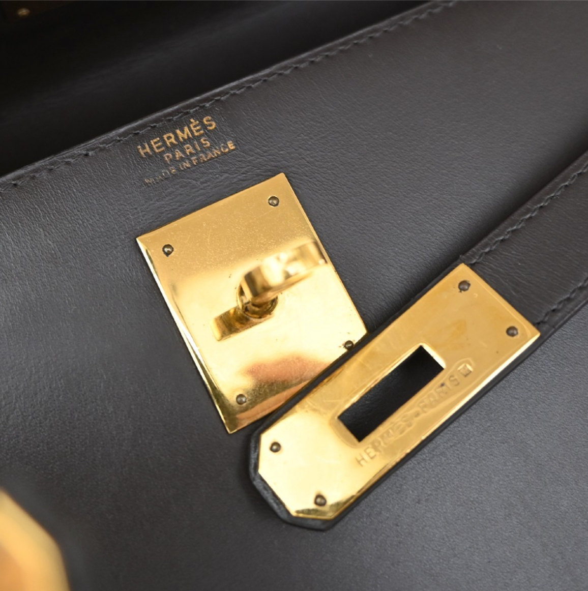 HERMÈS Kelly Sellier 32 1991 Box Calf Leather