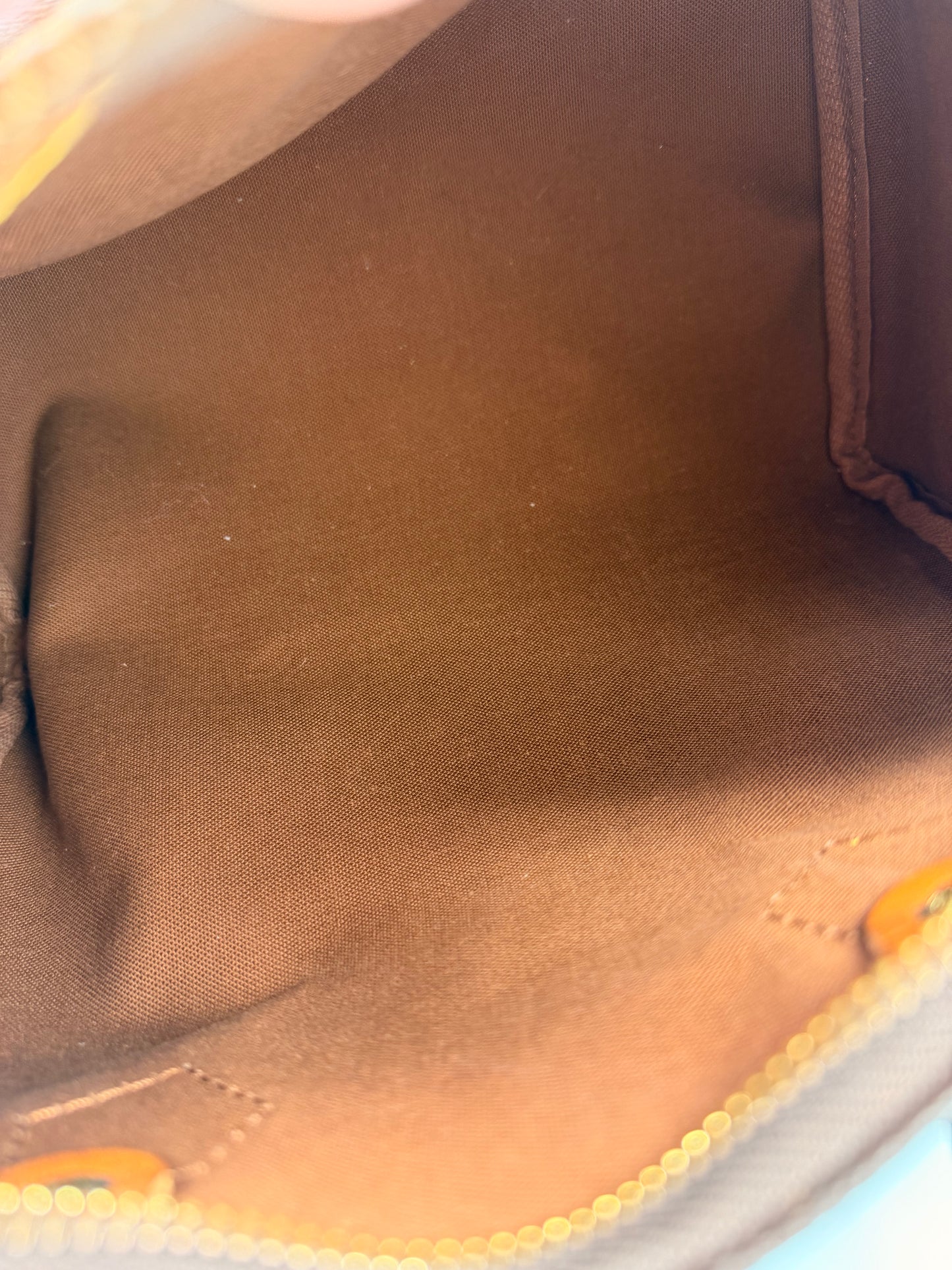 Louis Vuitton Speedy 25