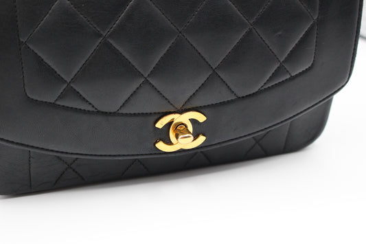 Chanel Diana Matelasse Lambskin Single Flap Single Chain Bag